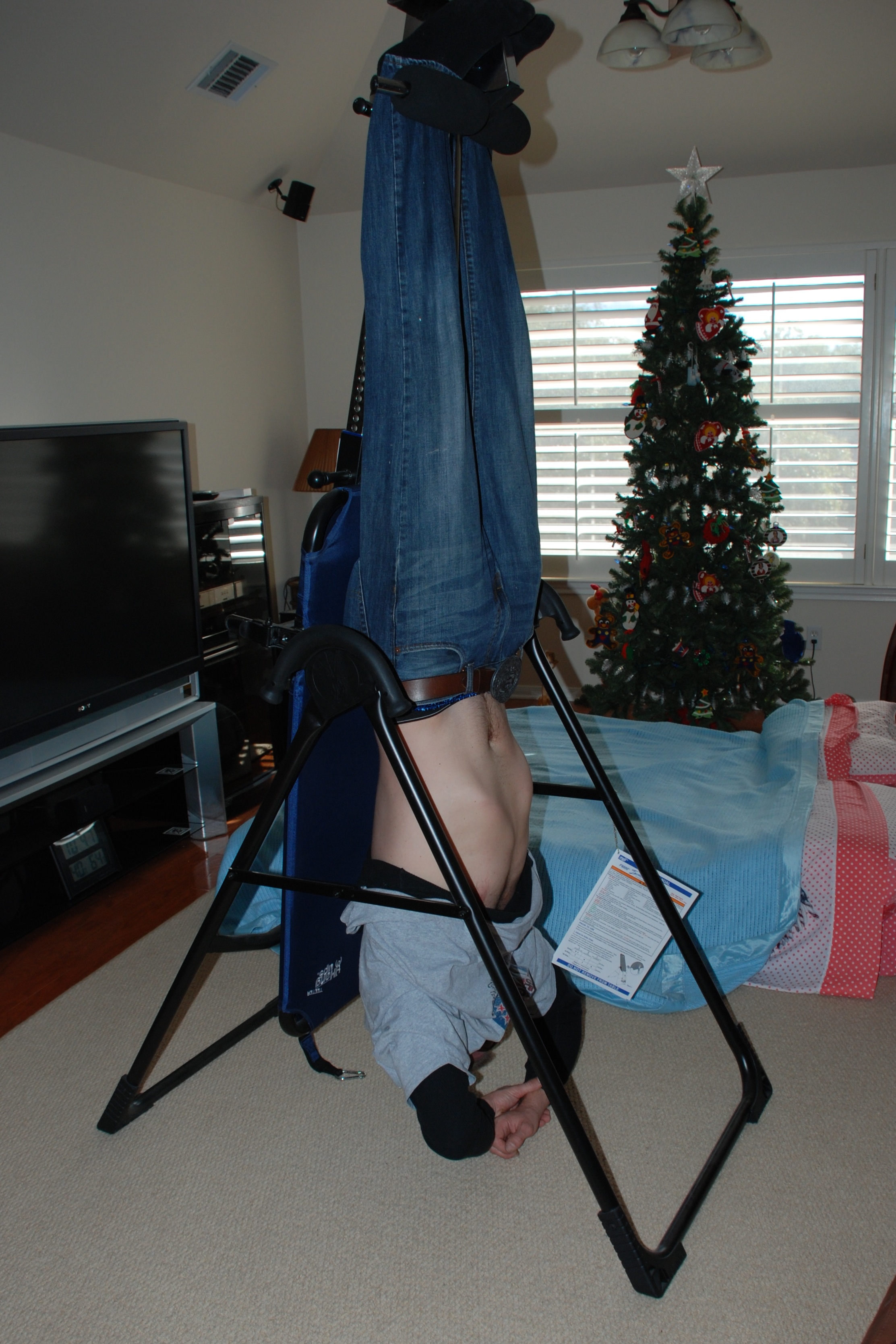 2011-12-30-Justin welds then repairs his back.jpg